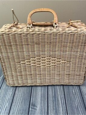Vintage Wicker Briefcase Style Basket